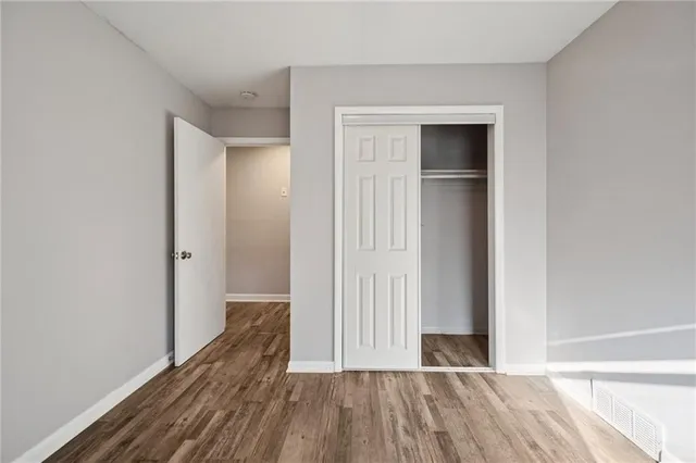 $365,000 | 8500 Robinson Street, Overland Park, KS 66212