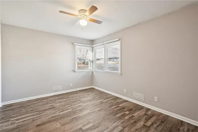 $365,000 | 8500 Robinson Street, Overland Park, KS 66212