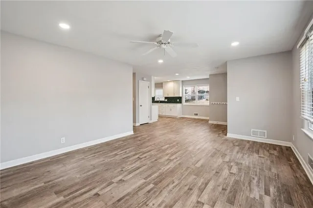 $365,000 | 8500 Robinson Street, Overland Park, KS 66212