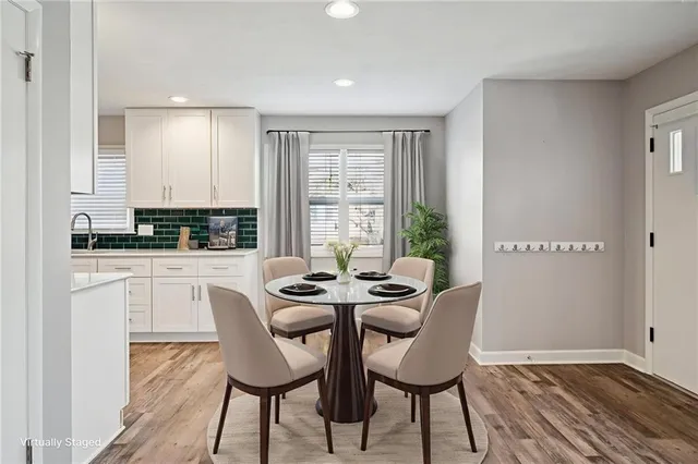 $365,000 | 8500 Robinson Street, Overland Park, KS 66212