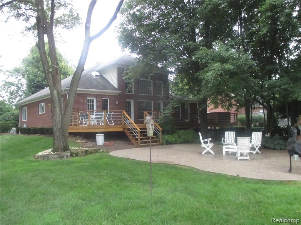 11465 Bruce N Lane Romeo, MI 48065 - Photo 8 of 43 Back View .. Privacy Abound!