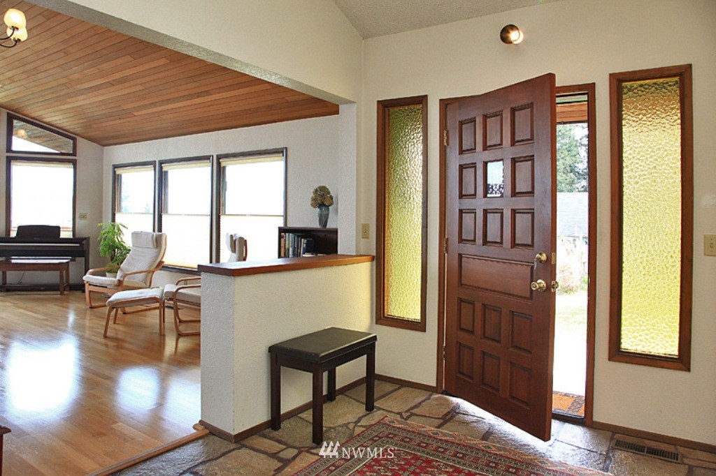 4338 East Clyde Road Langley, WA 98260 - Photo 2 of 22 Gallery Image 2