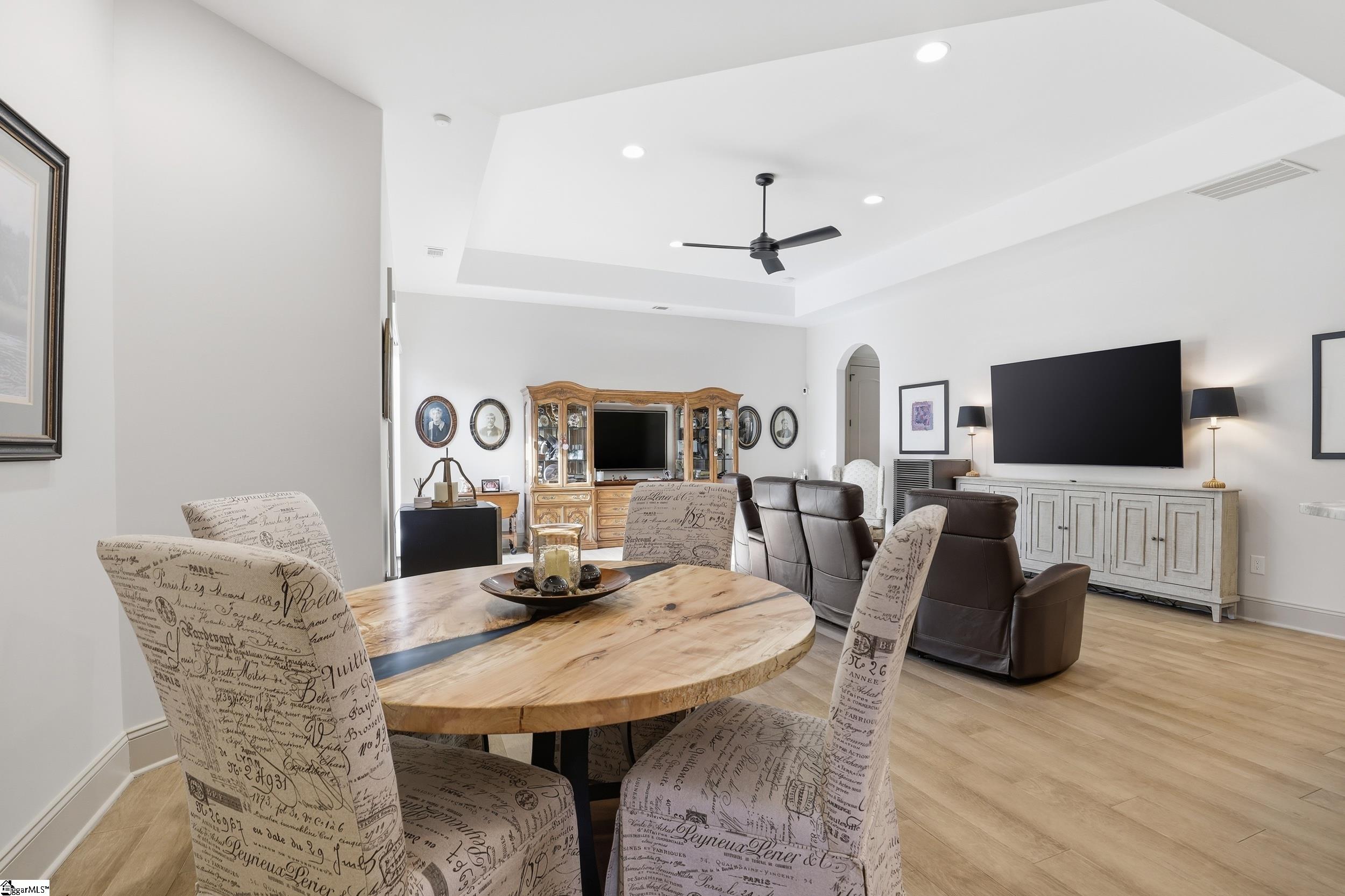 909 Pelham Road Greenville, SC 29615 - Photo 12 of 45