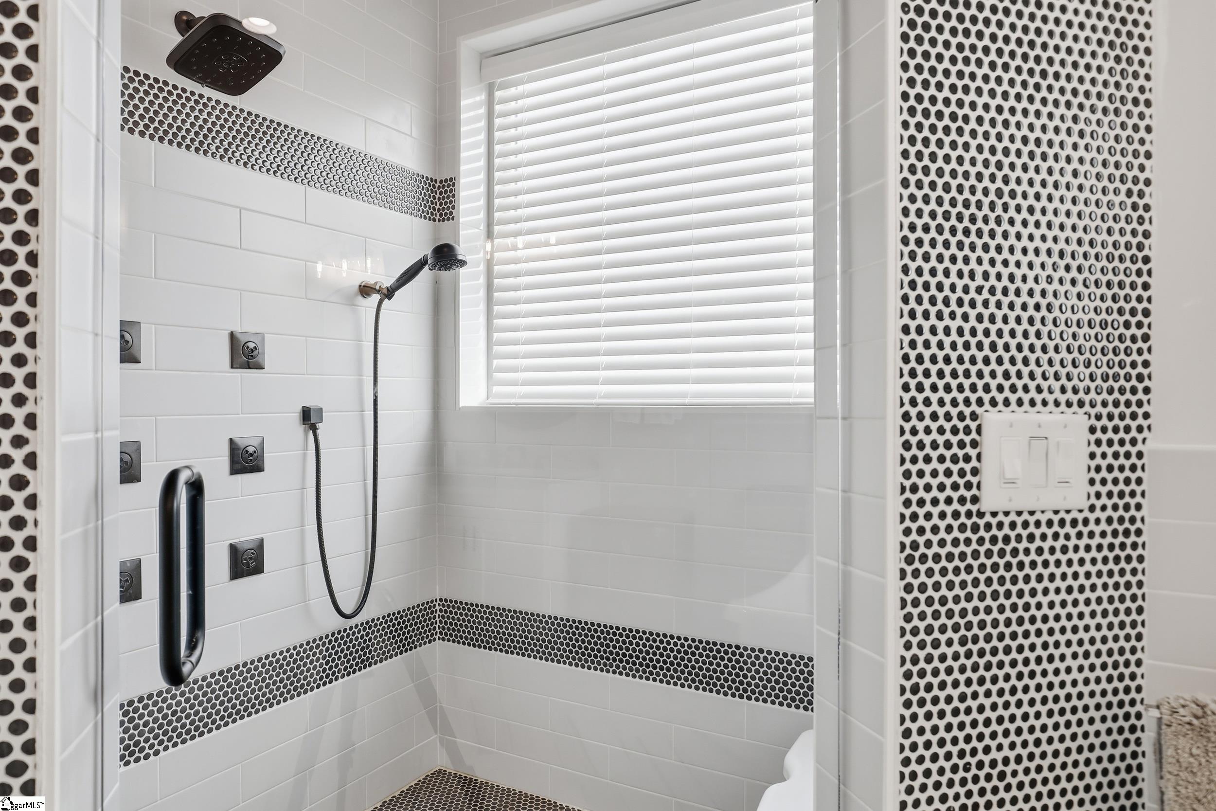 909 Pelham Road Greenville, SC 29615 - Photo 21 of 45