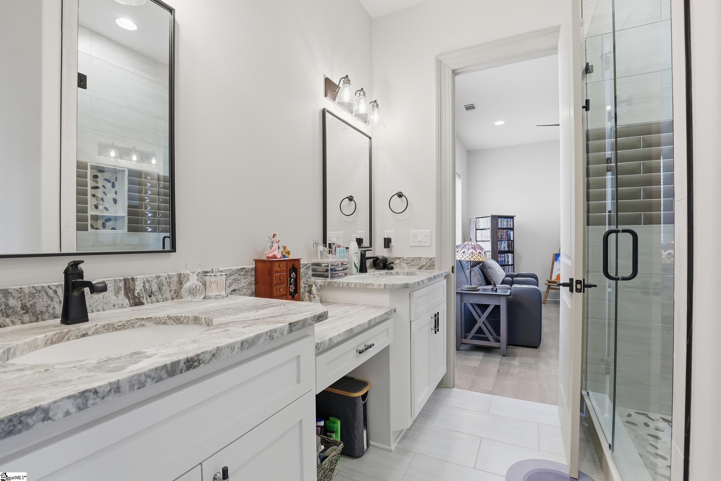 909 Pelham Road Greenville, SC 29615 - Photo 30 of 45