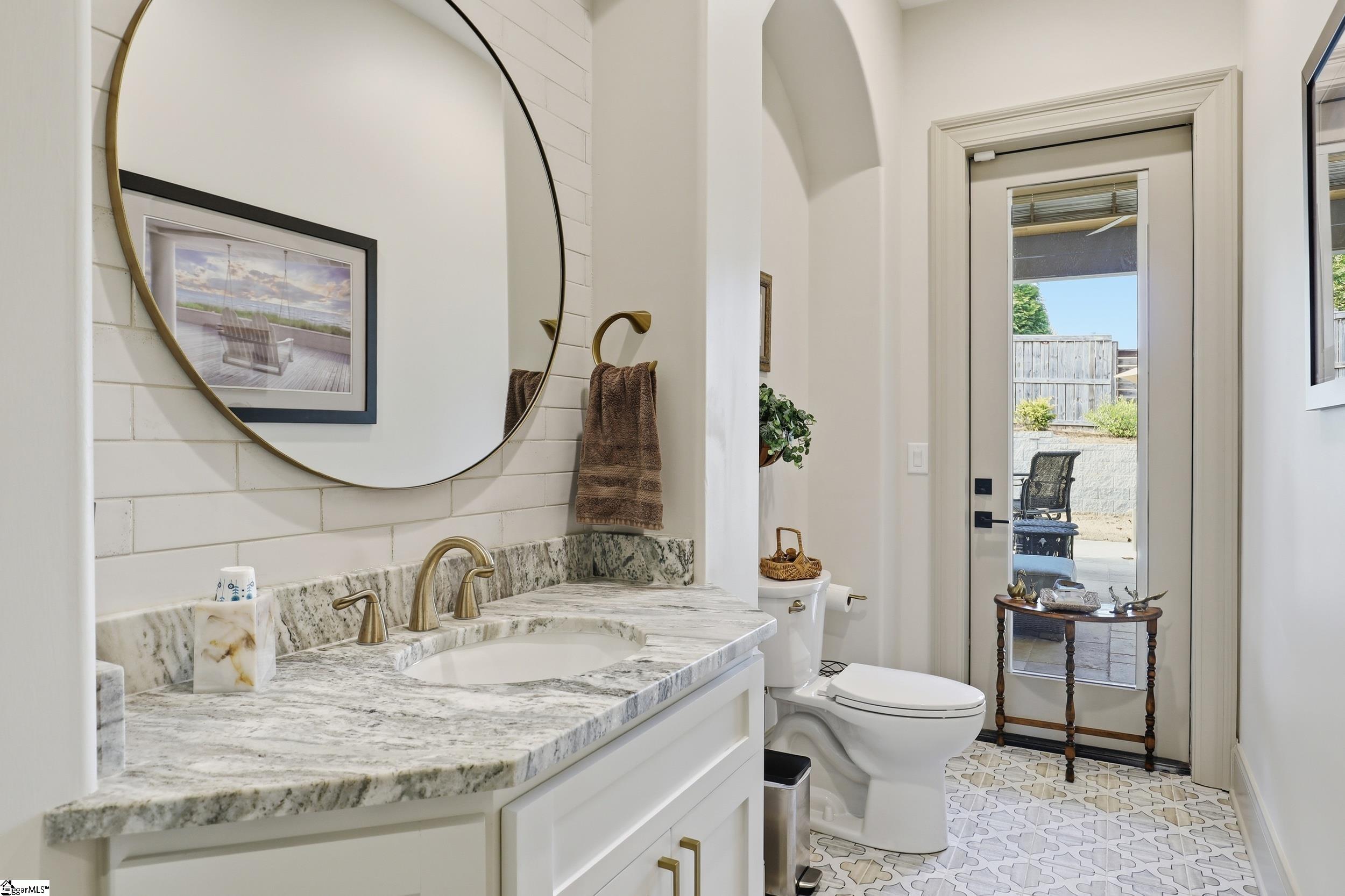 909 Pelham Road Greenville, SC 29615 - Photo 35 of 45