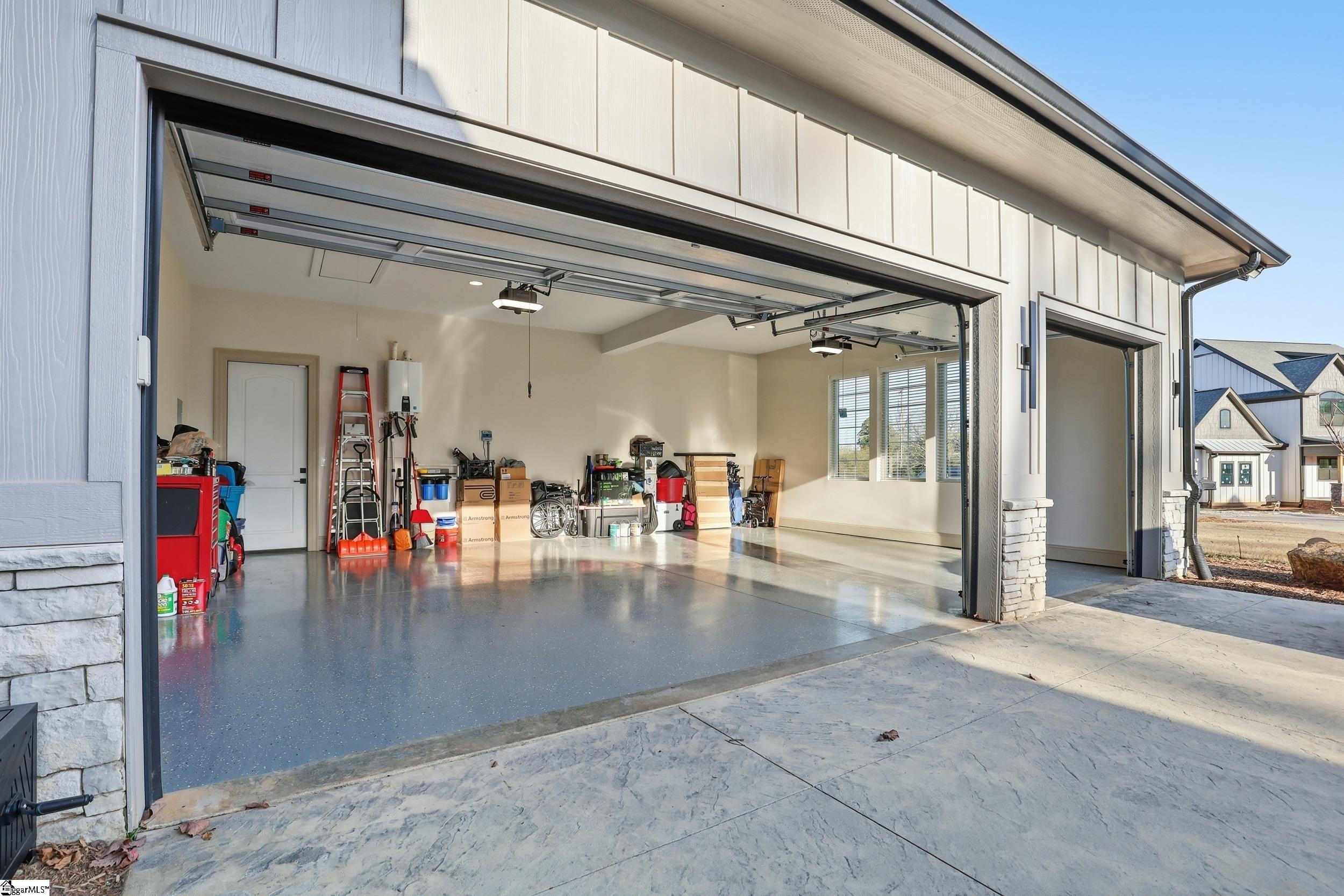 909 Pelham Road Greenville, SC 29615 - Photo 40 of 45