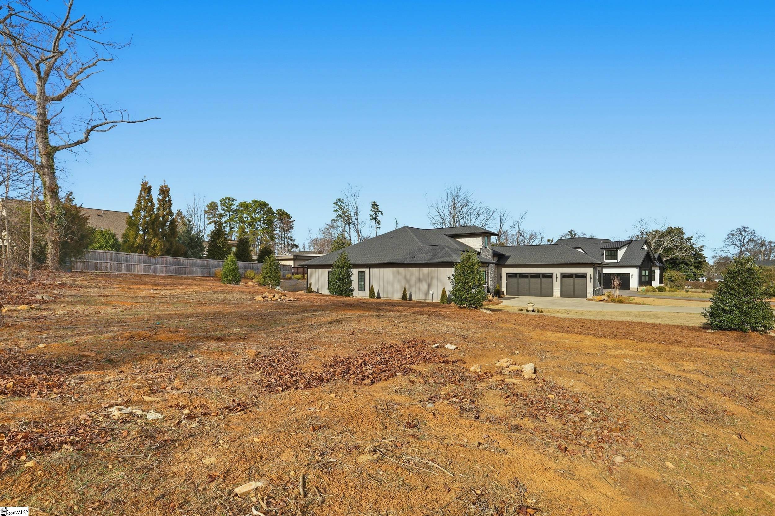 909 Pelham Road Greenville, SC 29615 - Photo 43 of 45