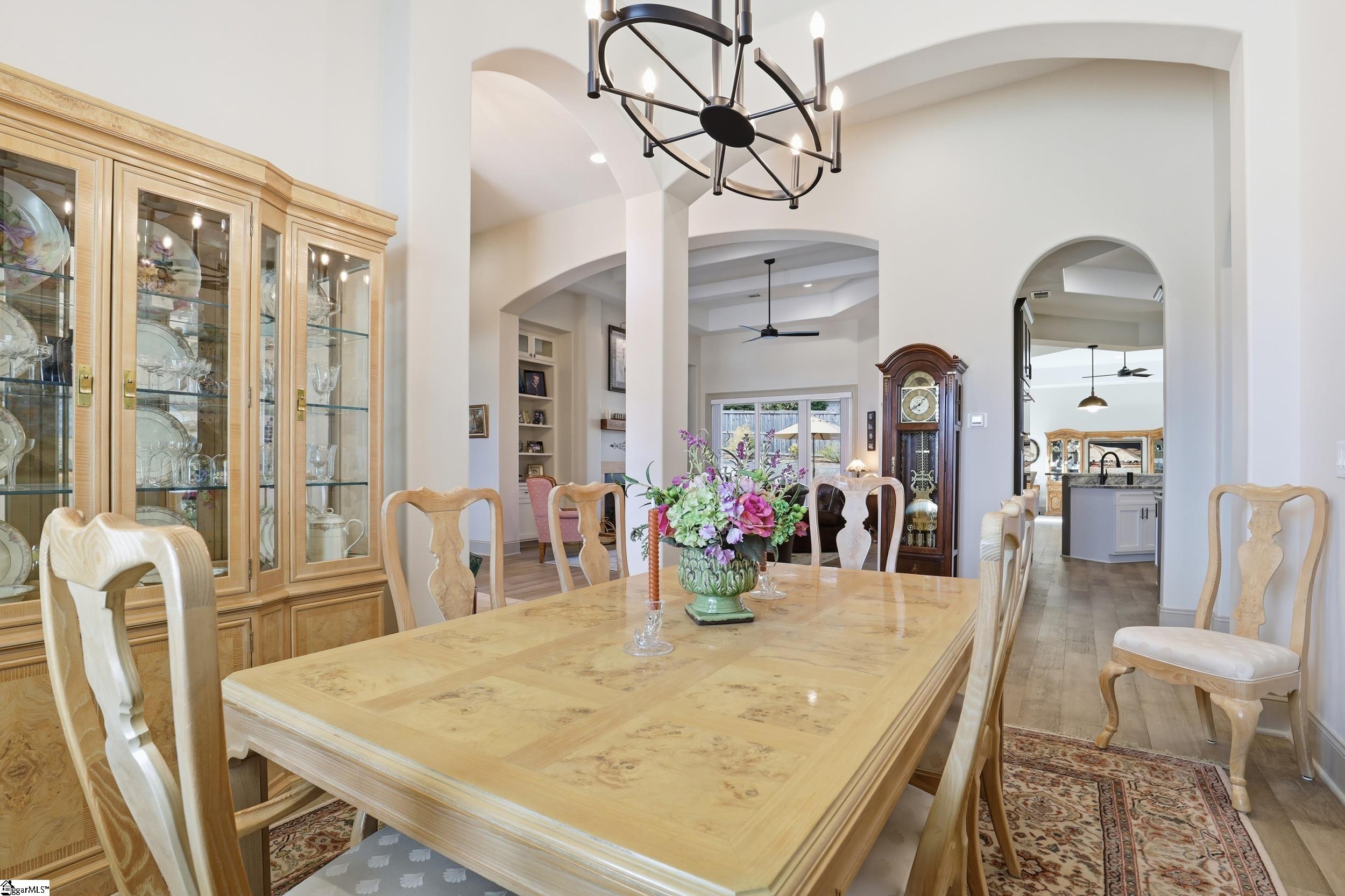 909 Pelham Road Greenville, SC 29615 - Photo 7 of 45