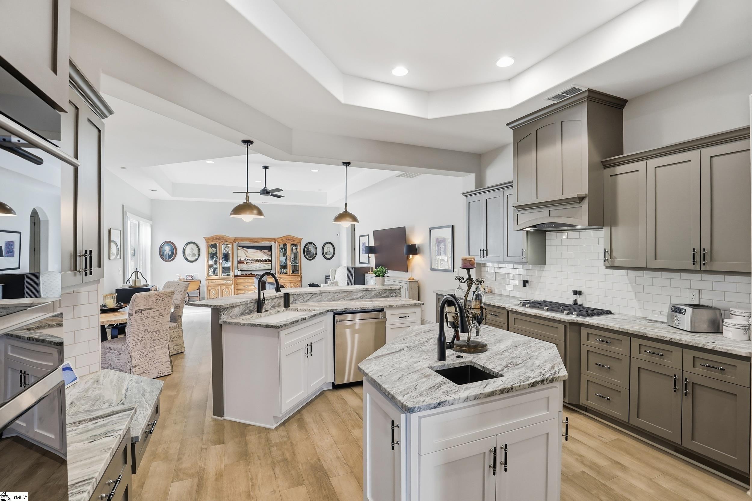 909 Pelham Road Greenville, SC 29615 - Photo 10 of 45