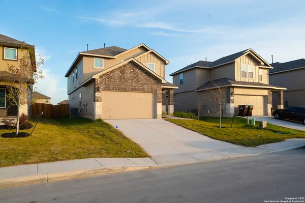 $2,500 | 13956 San Saba Falls, San Antonio, TX 78253