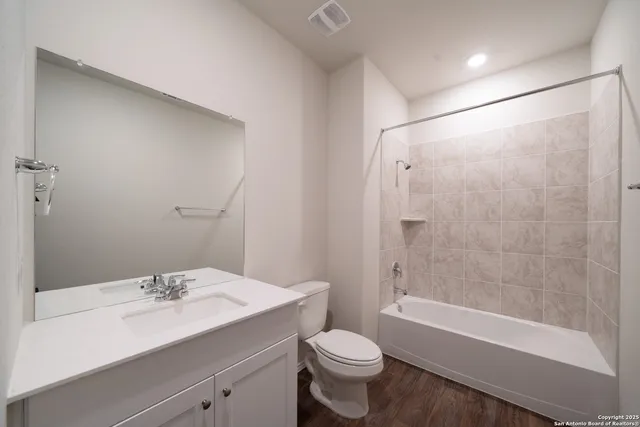 $2,500 | 13956 San Saba Falls, San Antonio, TX 78253