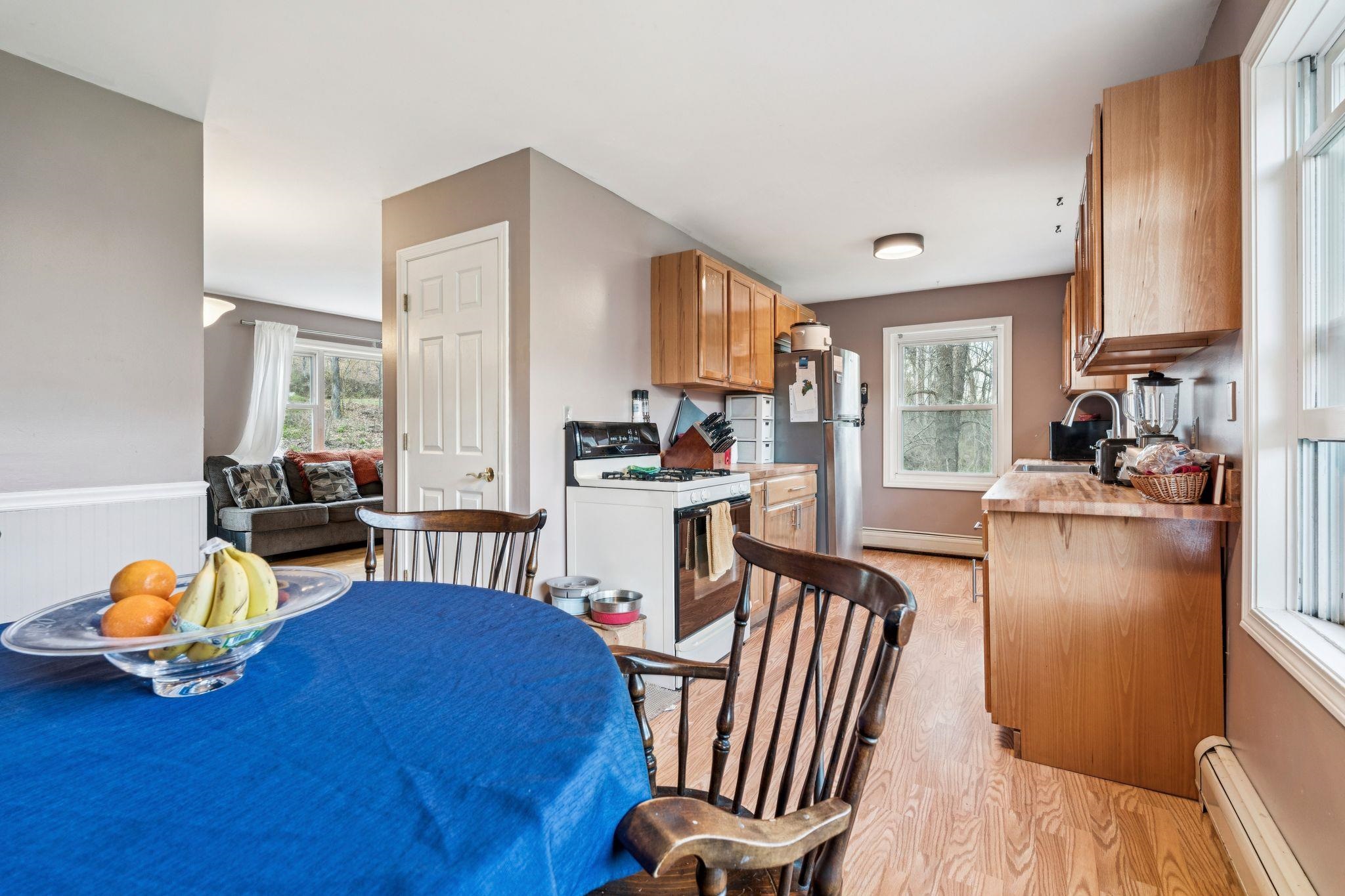463 Highway 12 Hartland, VT 05048 - Photo 6 of 28