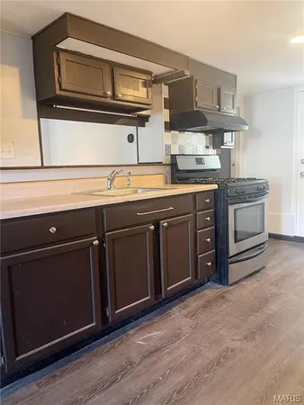 $1,350 | 1717 Lasalle Street, Belleville, IL 62221