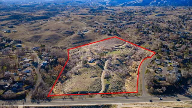 $1,300,000 | 2449 Broadway, Grand Junction, CO 81507