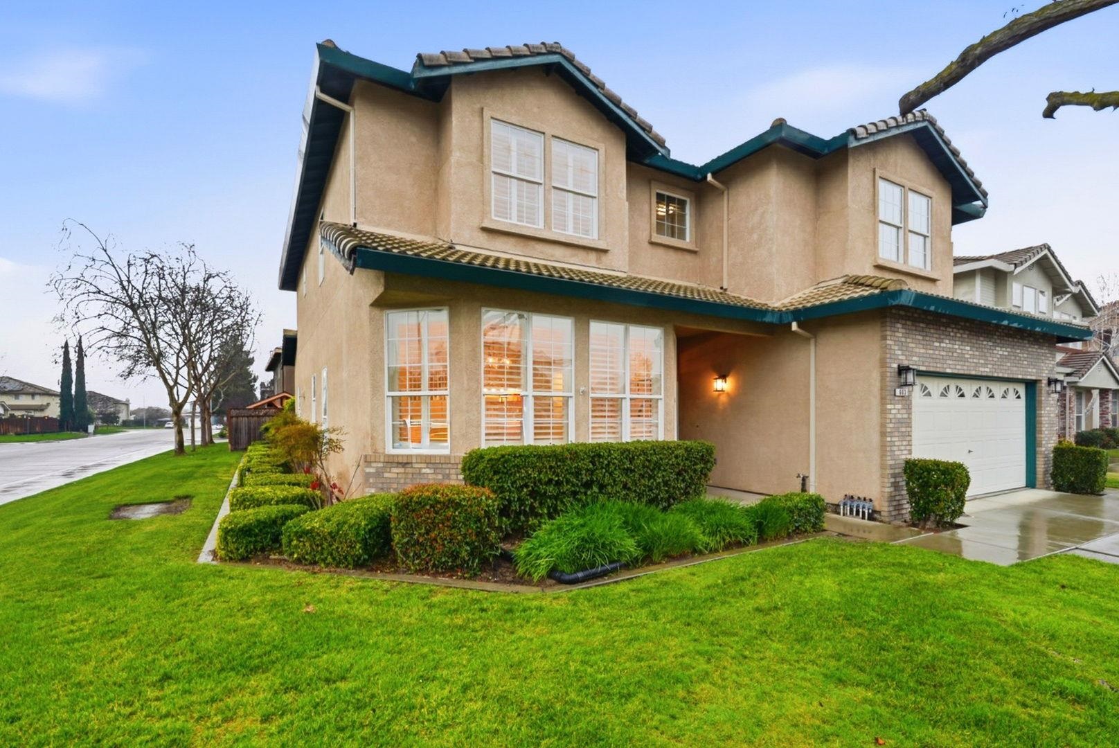 663 Clay Way Ripon, CA 95366 - Photo 4 of 43