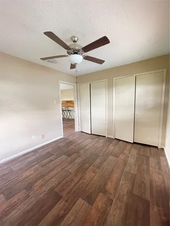 $1,550 | 317 Evans Street, Angleton, TX 77515