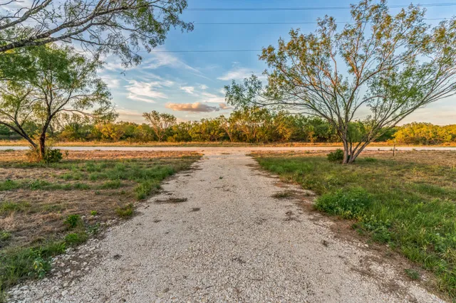 $209,900 | 135 Frio Estates Drive, Moore, TX 78057