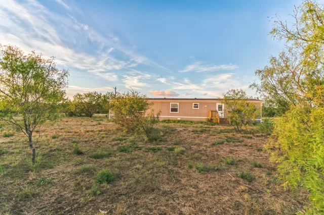 $209,900 | 135 Frio Estates Drive, Moore, TX 78057