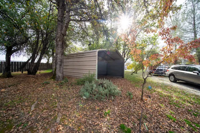 $395,000 | 11865 Comstock Lane, Redding, CA 96003