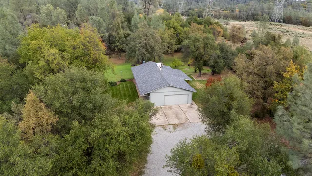 $395,000 | 11865 Comstock Lane, Redding, CA 96003