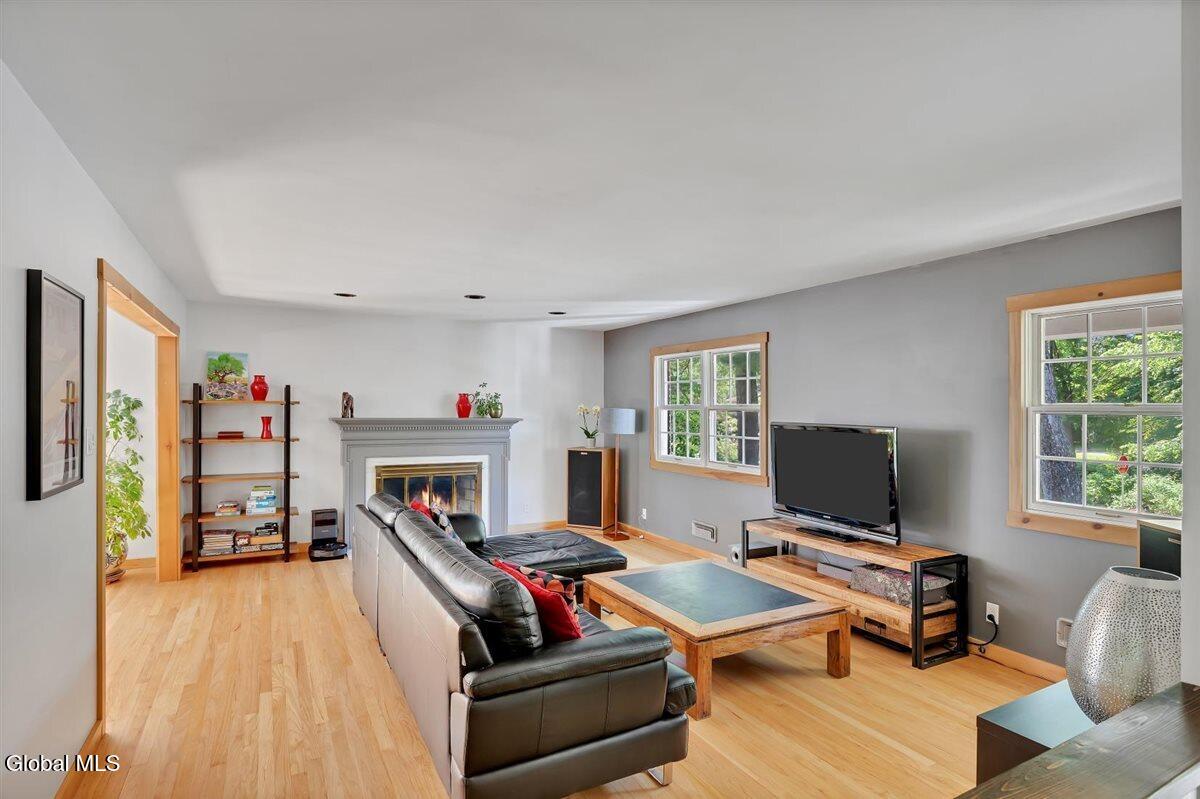 2307 Pine Ridge Road Niskayuna, NY 12309 - Photo 18 of 65 10-2307 Pine Ridge Rd-12