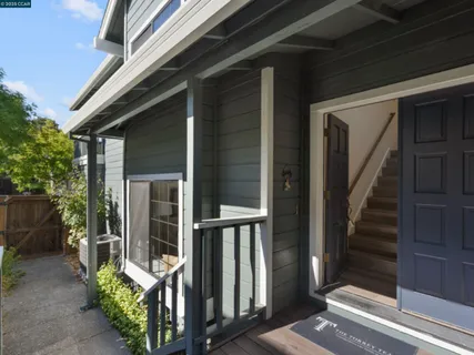 $975,000 | 30 Hansen Court, Moraga, CA 94556