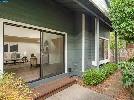 $975,000 | 30 Hansen Court, Moraga, CA 94556