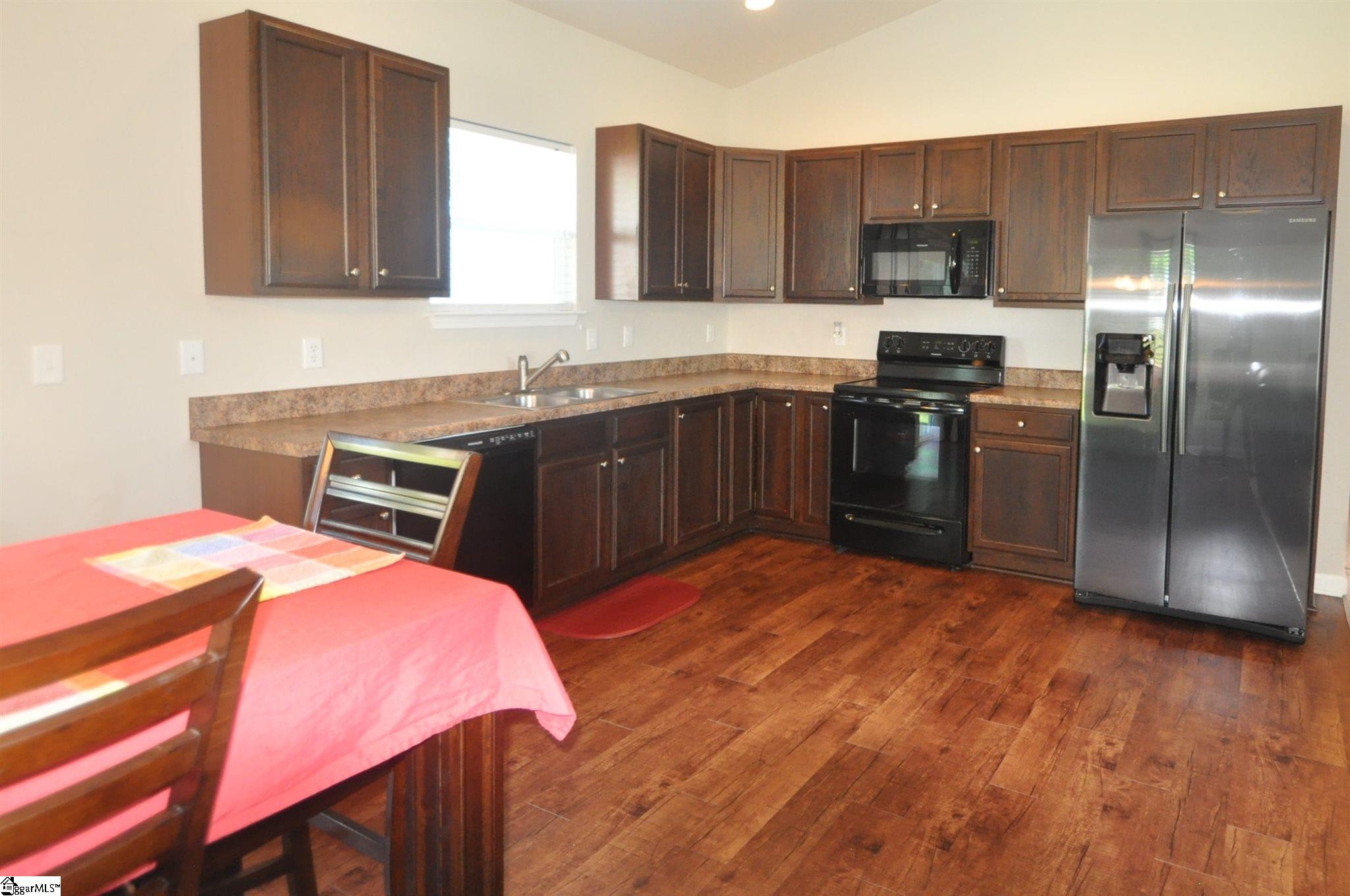 8 7th Street Greer, SC 29651 - Photo 6 of 16