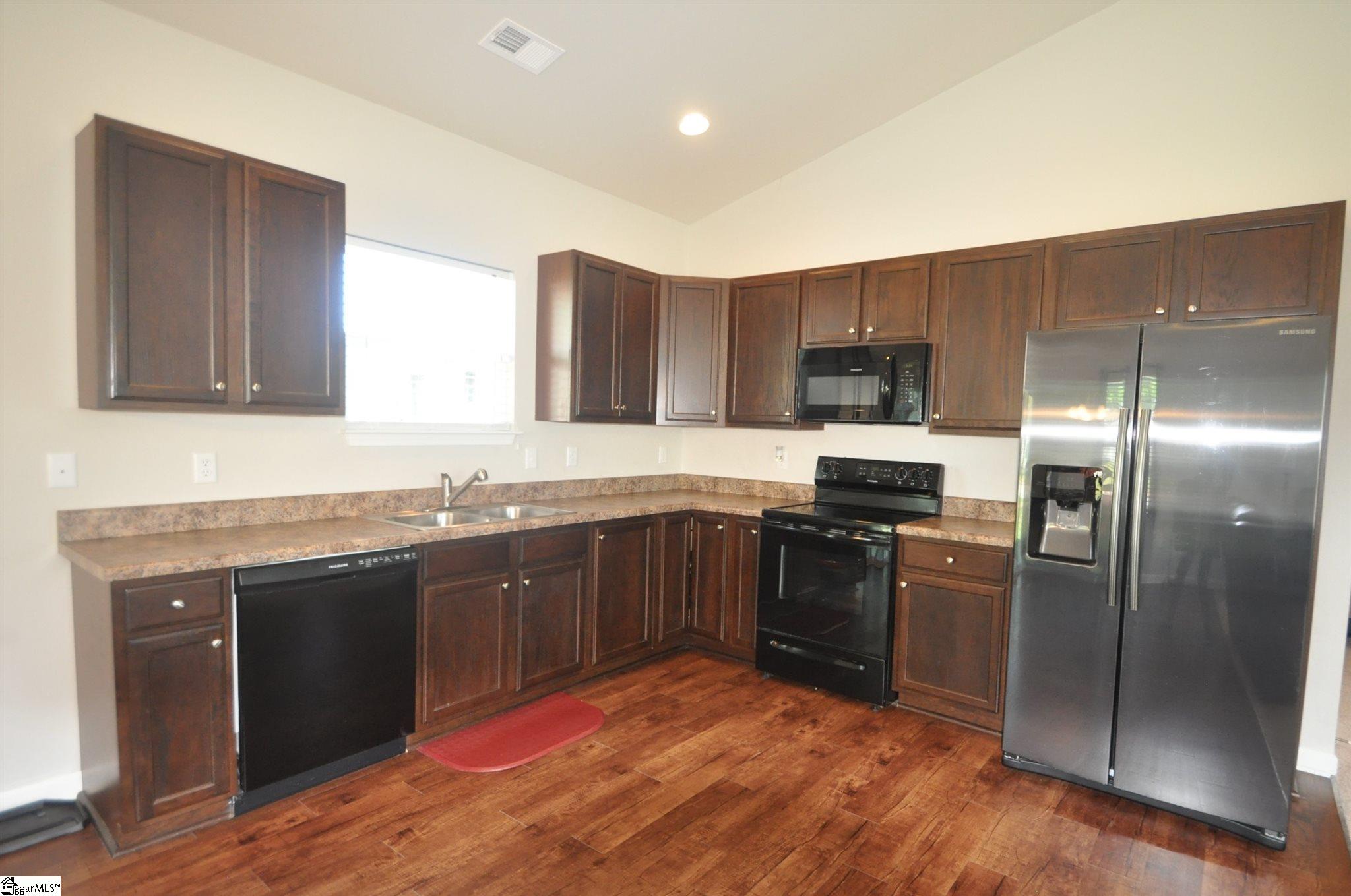 8 7th Street Greer, SC 29651 - Photo 7 of 16