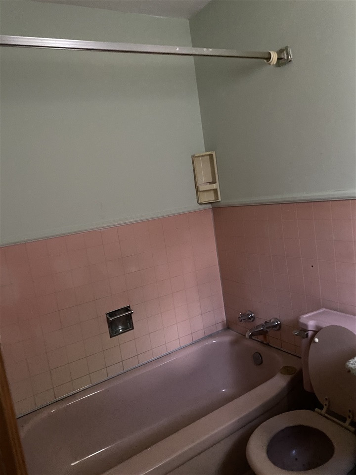2031 Dr Martin Luther Kin Drive Jackson, MS 39203 - Photo 12 of 14 Photo 12