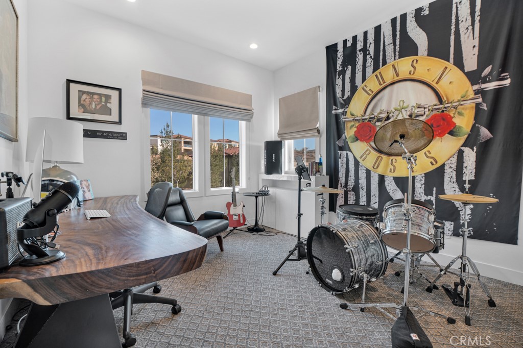 20553 Tamarron Lane Porter Ranch, CA 91326 - Photo 18 of 53