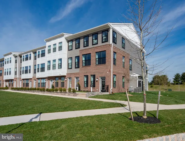 $658,740 | 121 John Vanzandt Drive, Titusville, NJ 08560