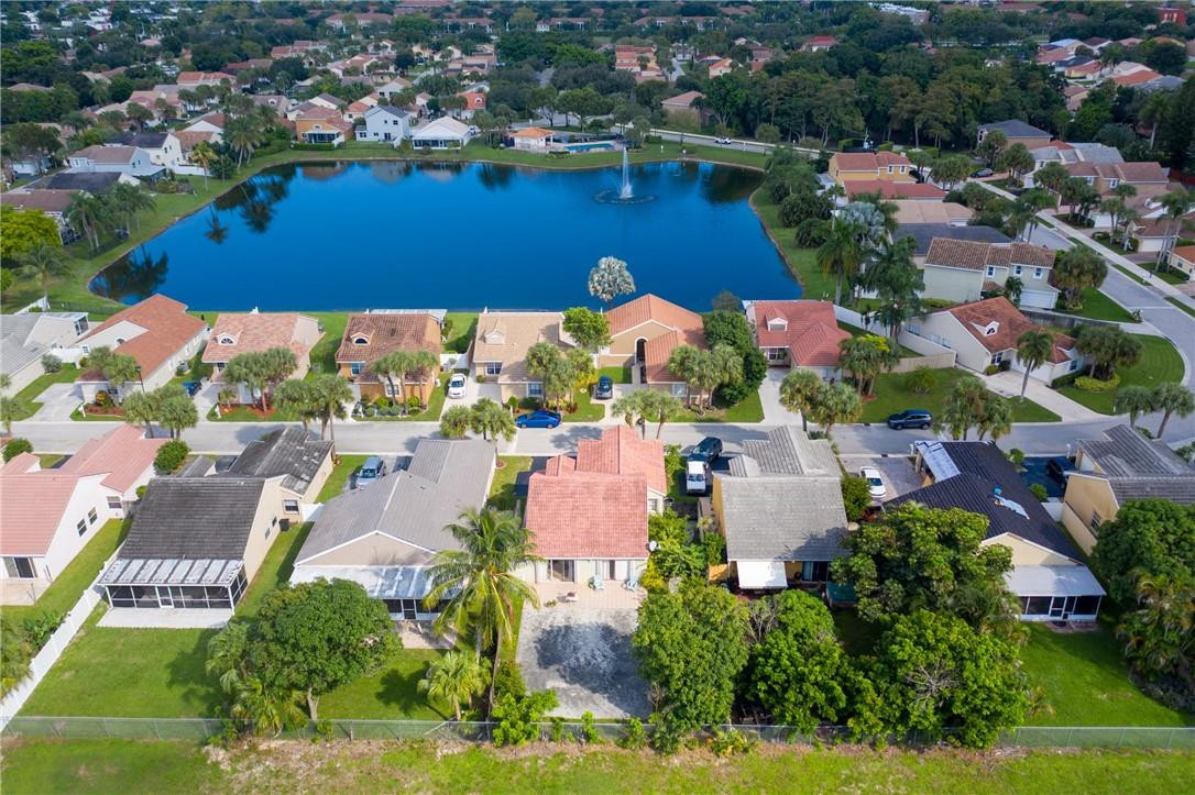 10260 Allegro Drive Boca Raton, FL 33428 - Photo 9 of 32 Photo 9