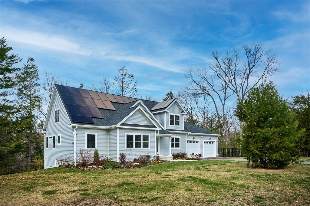 124 Linden Ridge Road Amherst, MA 01002 - Photo 2 of 41