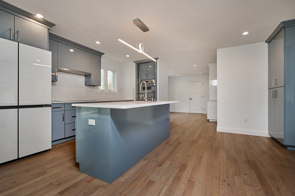 124 Linden Ridge Road Amherst, MA 01002 - Photo 5 of 41