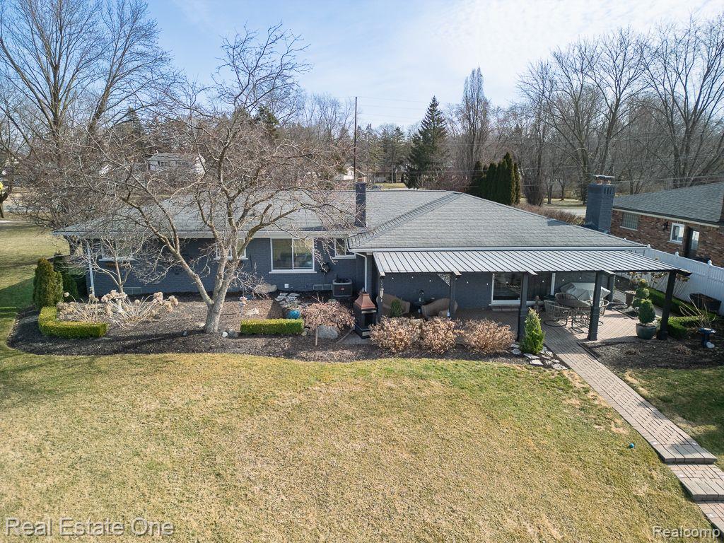 54121 Mound Road Utica, MI 48316 - Photo 31 of 43