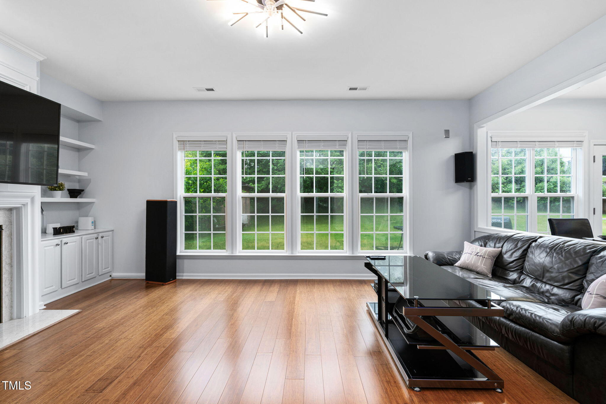 7612 Vista Del Rey Lane Raleigh, NC 27613 - Photo 20 of 73 Full of Natural Light