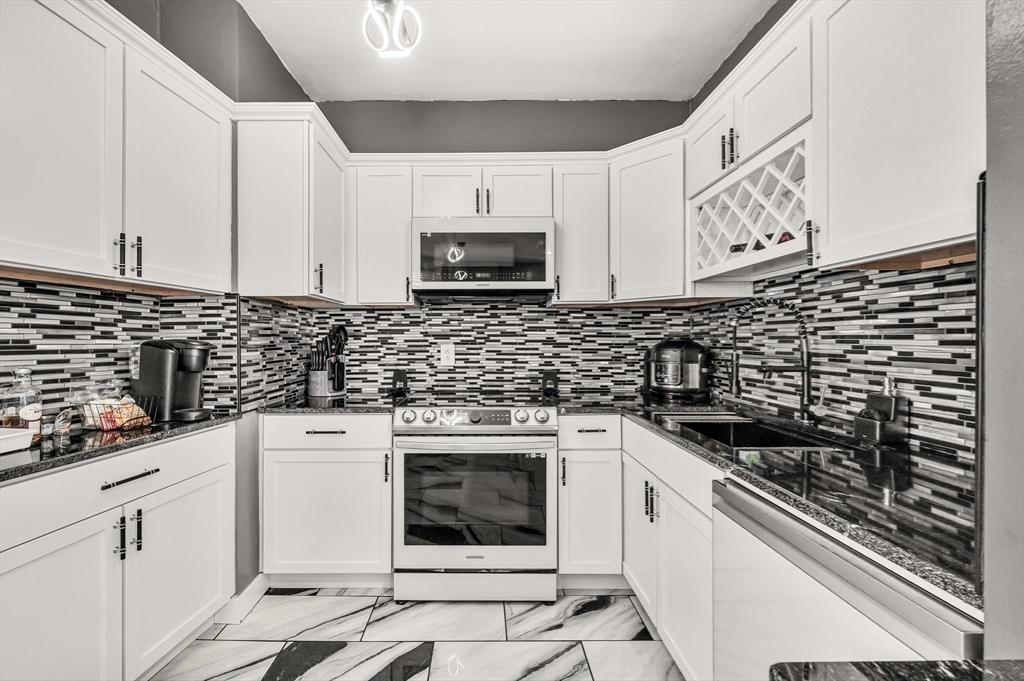 140 Chestnut Street, Unit 706 Springfield, MA 01103 - Photo 9 of 22