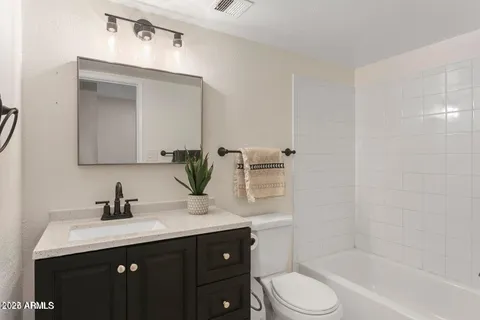 $319,000 | 1425 East Desert Cove Avenue, Unit 33, Phoenix, AZ 85020