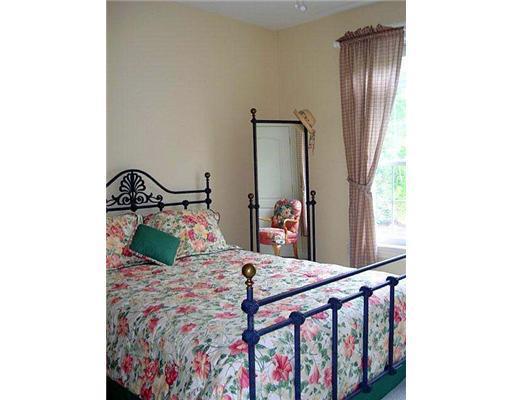 79 Oak Ridge Road Kennebunkport, ME 04046 - Photo 11 of 16 Bedroom.