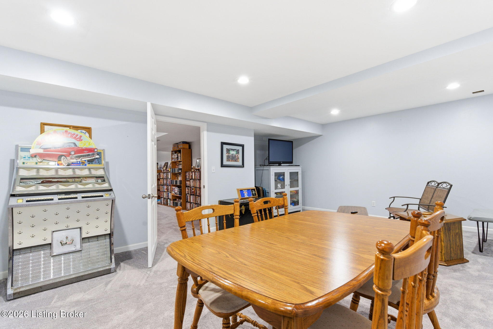7005 Ridge Farm Court Louisville, KY 40291 - Photo 37 of 48 7005 Ridge Farm Ct-46