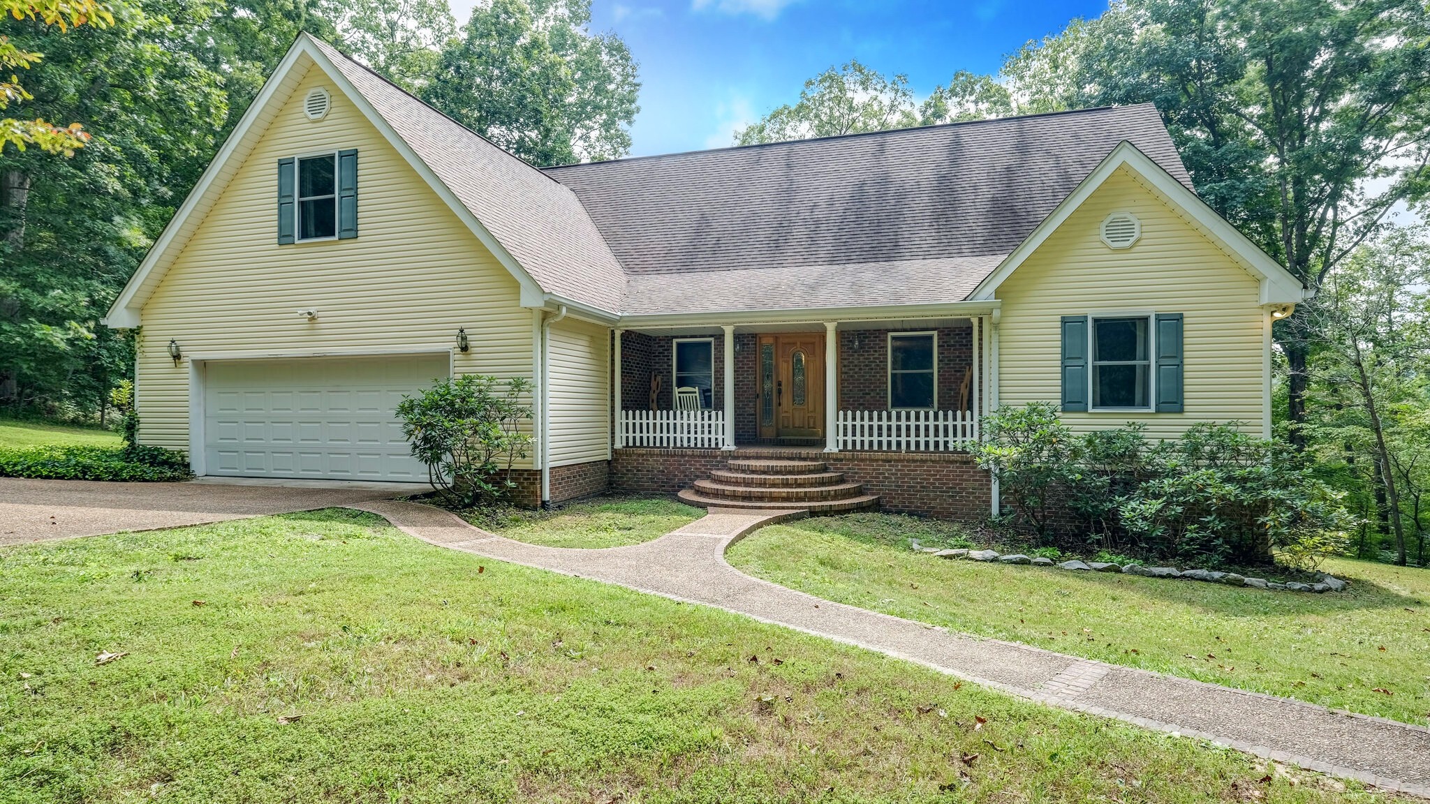 2119 Griffintown Road White Bluff, TN 37187 - Photo 1 of 26 Gallery Image 1