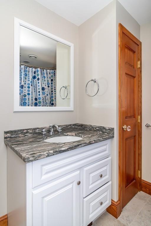 11 Gage Road Wayland, MA 01778 - Photo 15 of 25 Gallery Image 15
