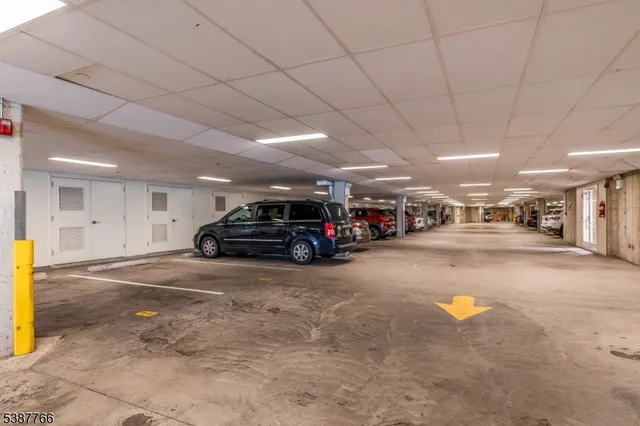 $399,500 | 259 Victoria Drive, Bridgewater, NJ 08807