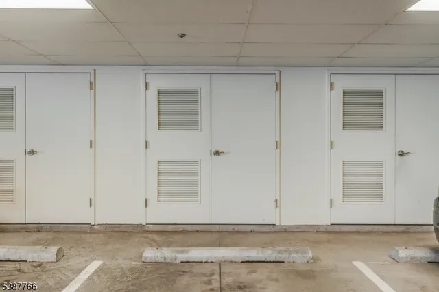 $399,500 | 259 Victoria Drive, Bridgewater, NJ 08807