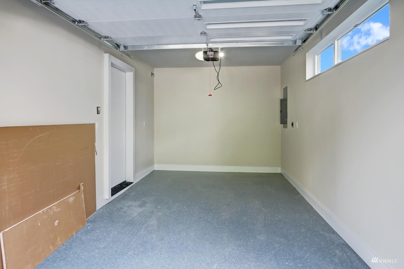 6525 Chapin Place North Seattle, WA 98103 - Photo 32 of 35 a view of a hallway