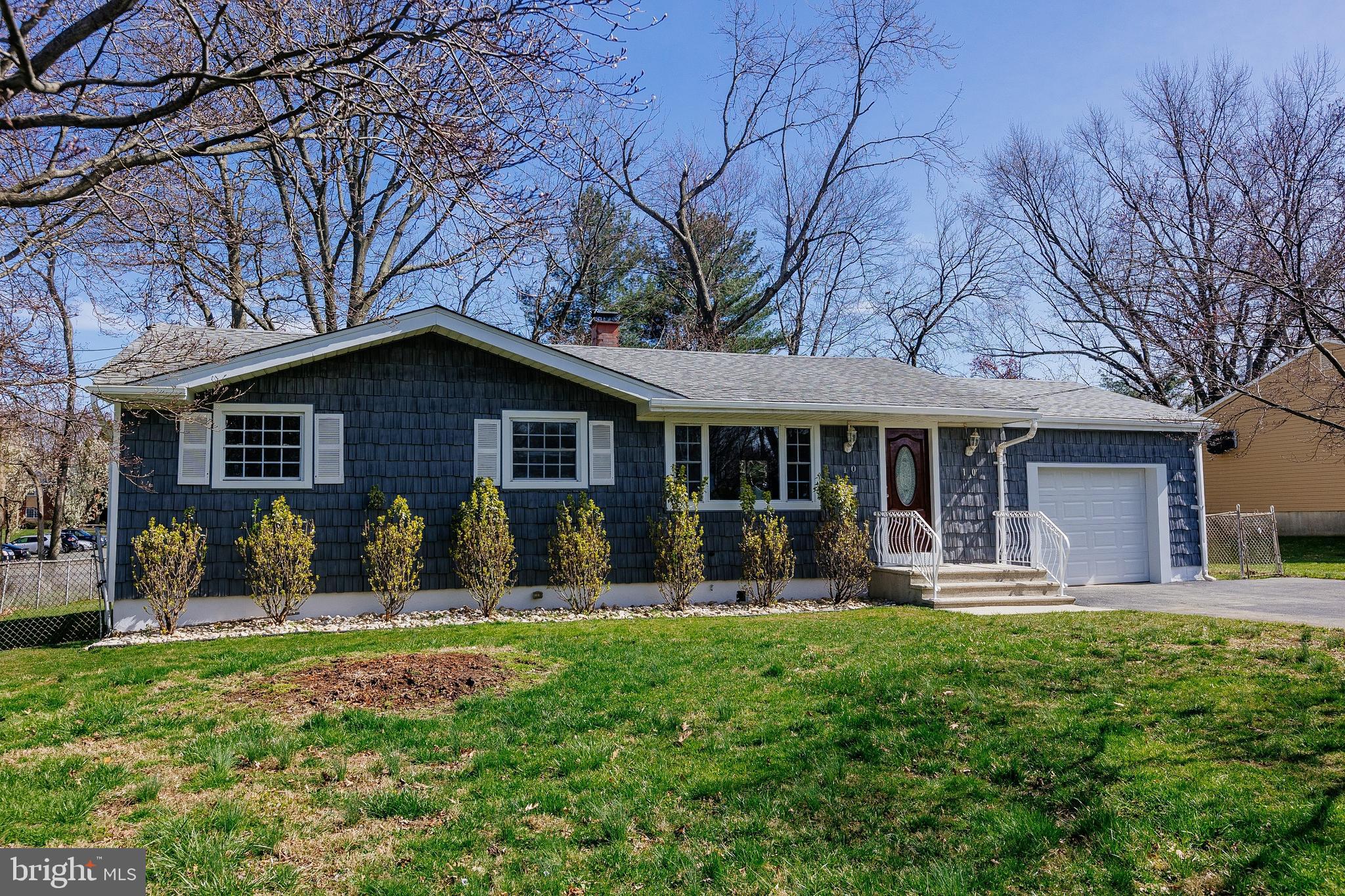 10 Bittersweet Road Trenton, NJ 08638 - Photo 2 of 44 Gallery Image 2