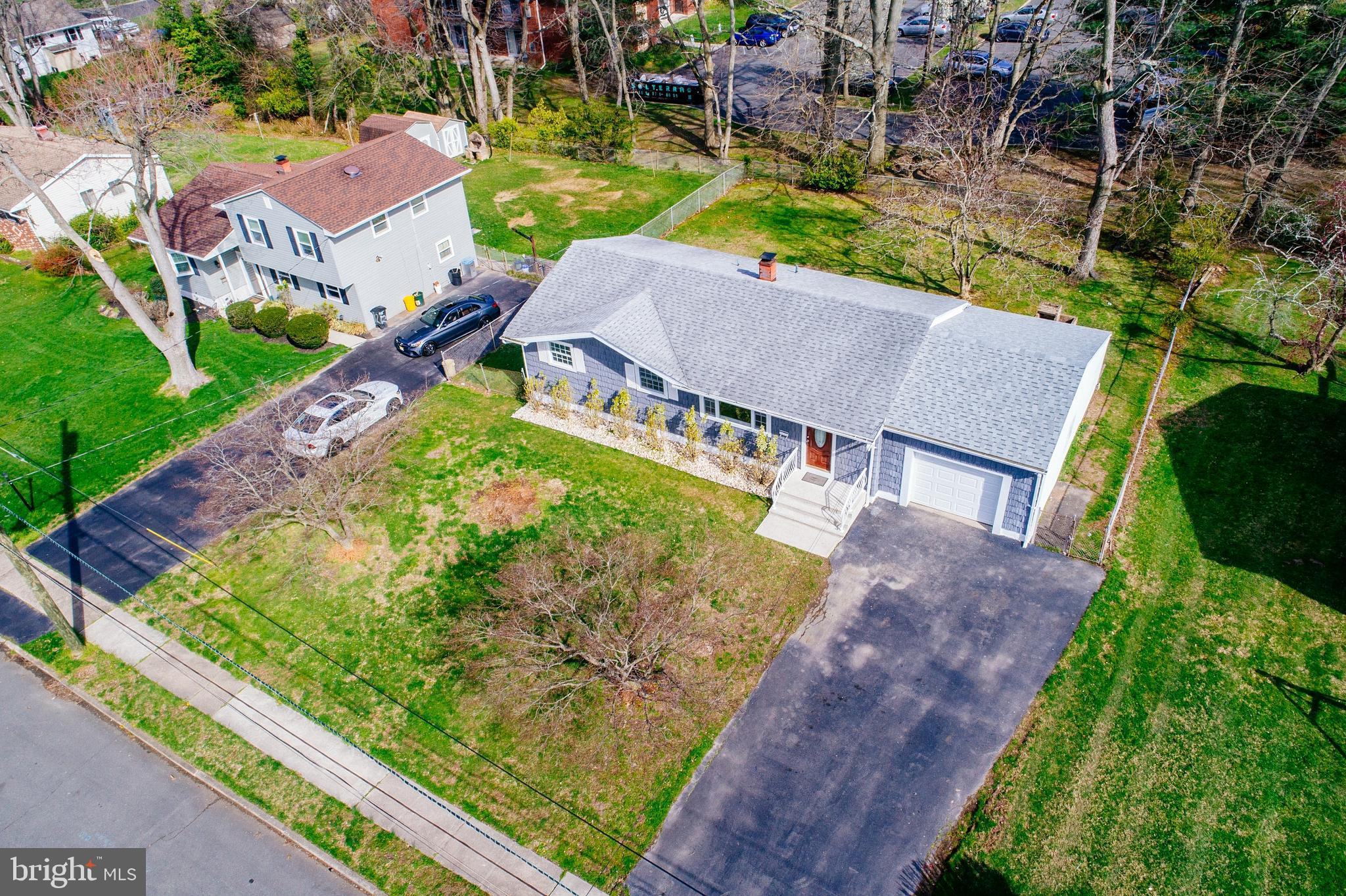 10 Bittersweet Road Trenton, NJ 08638 - Photo 3 of 44 Gallery Image 3