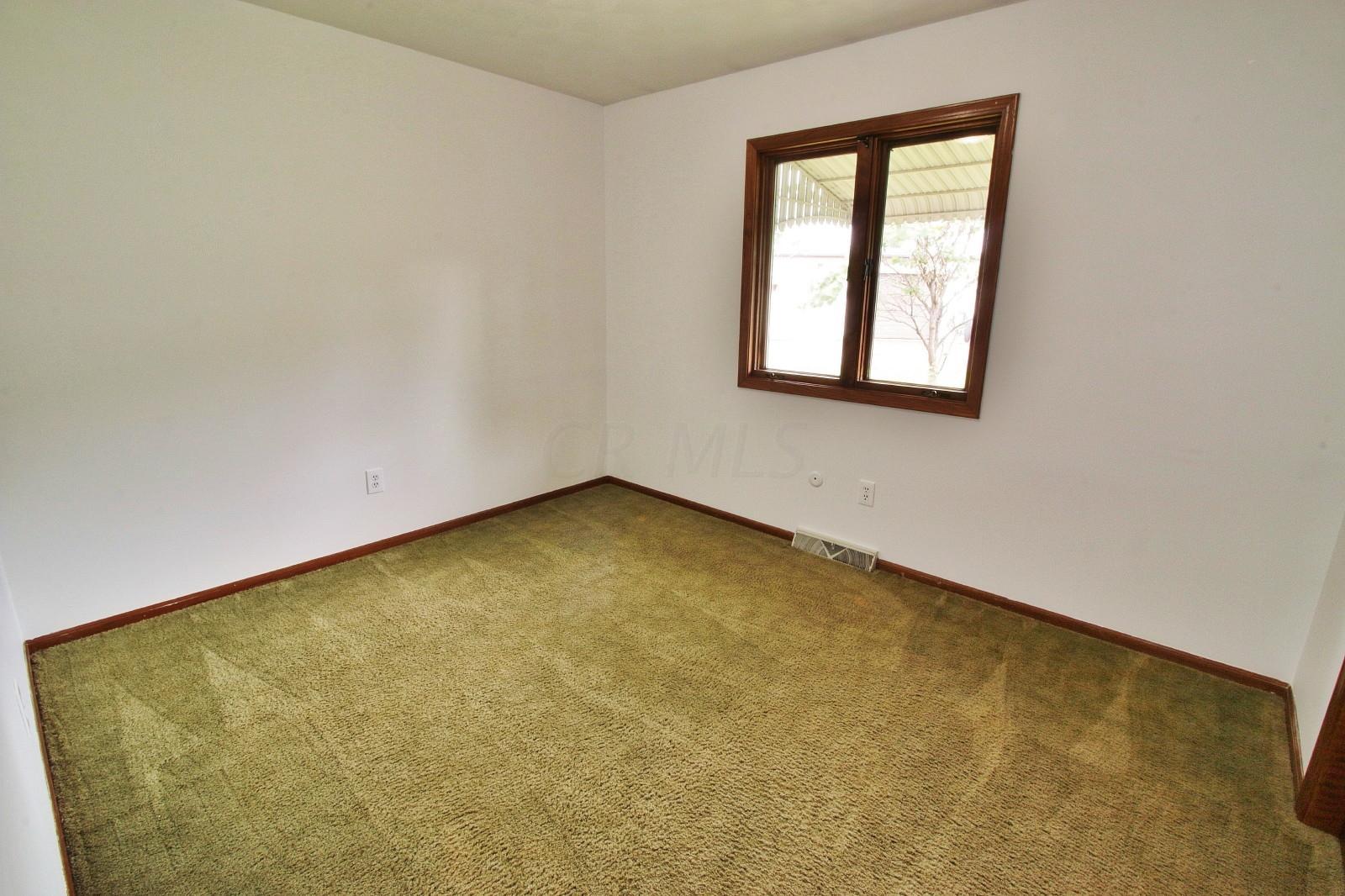 7685 Lower Kroft Road Mount Perry, OH 43760 - Photo 13 of 39